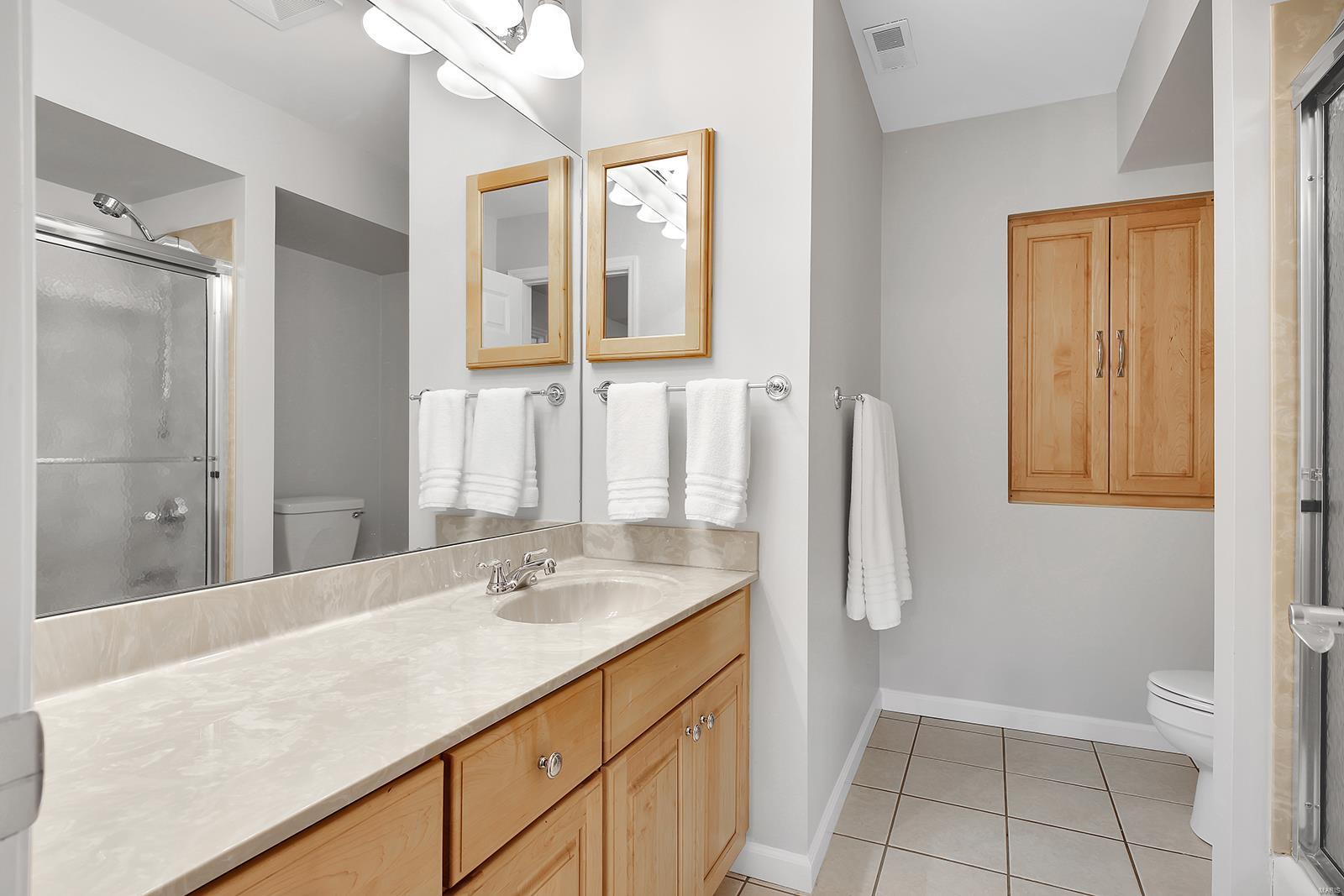 Davis Place - Residential