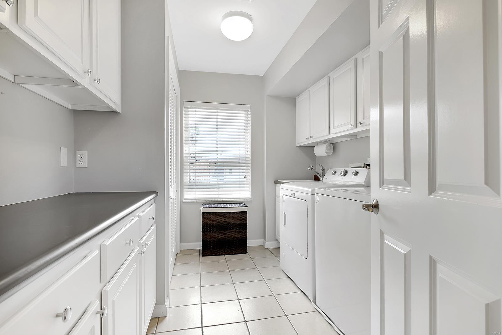 Davis Place - Residential