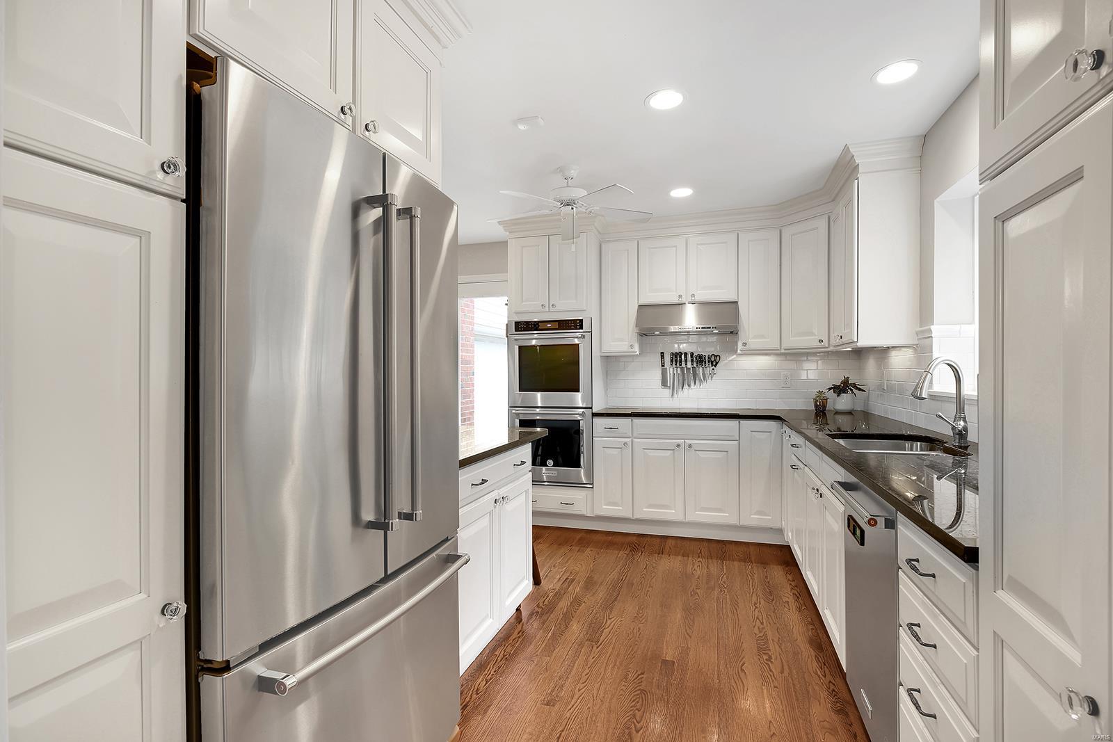 Davis Place - Residential