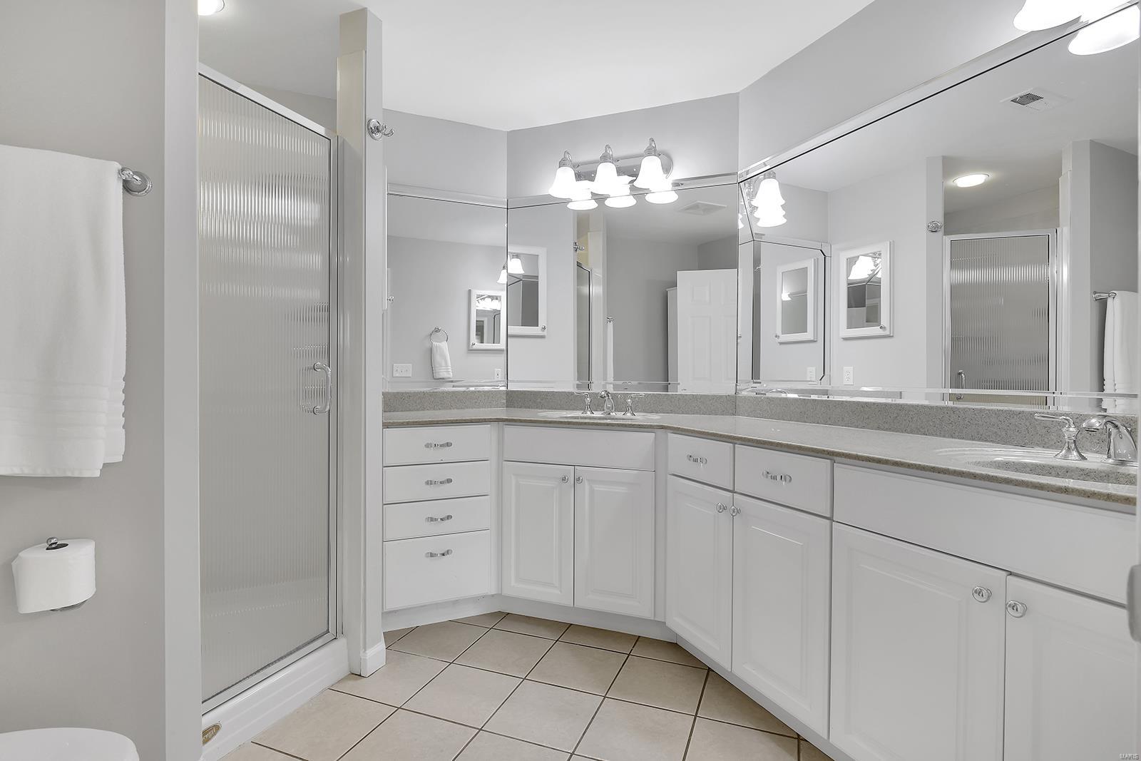 Davis Place - Residential