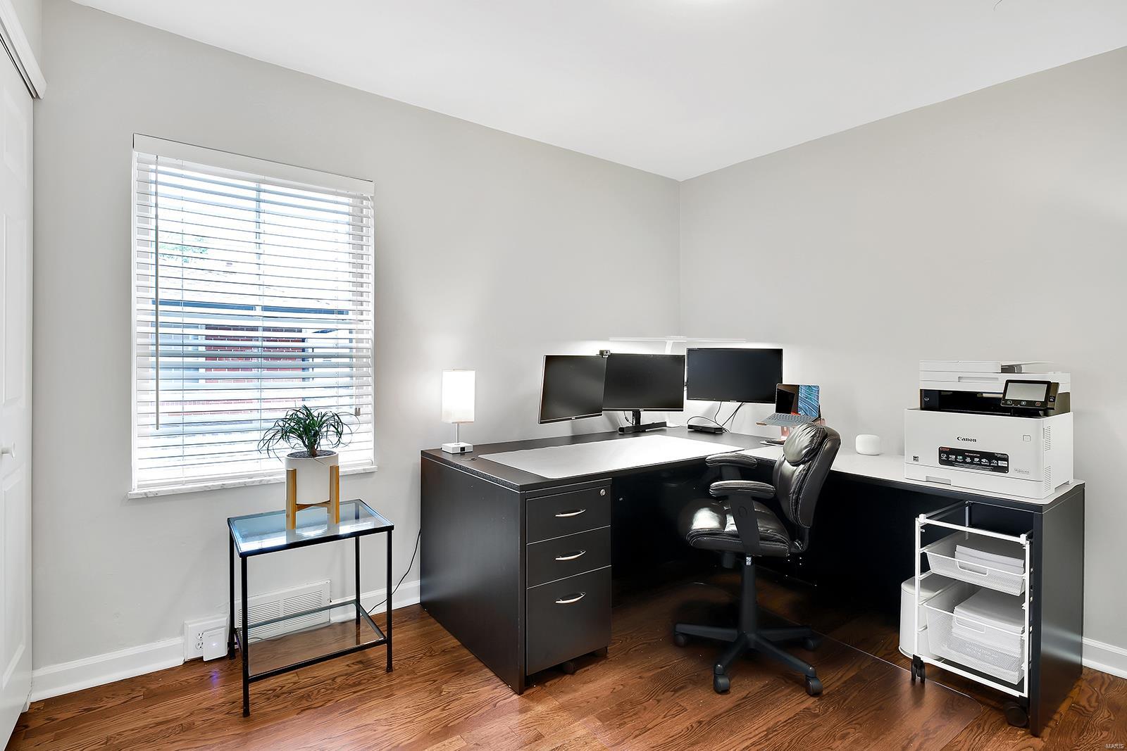 Davis Place - Residential