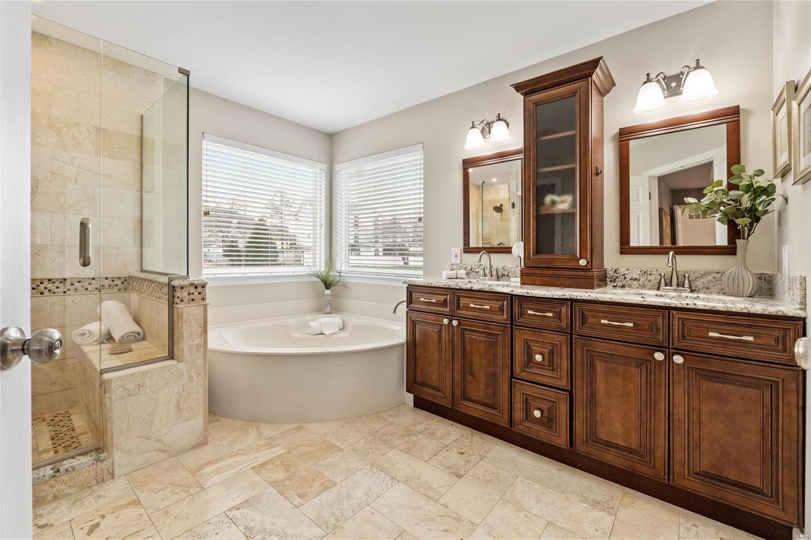 Wildwood, Missouri 63021, United States, 4 Bedrooms Bedrooms, ,3 BathroomsBathrooms,Residential,Pending,19596