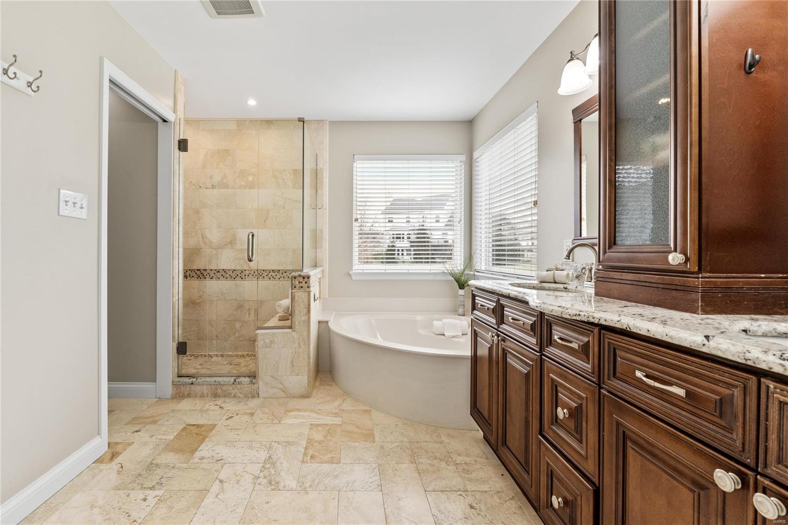 Wildwood, Missouri 63021, United States, 4 Bedrooms Bedrooms, ,3 BathroomsBathrooms,Residential,Pending,19596