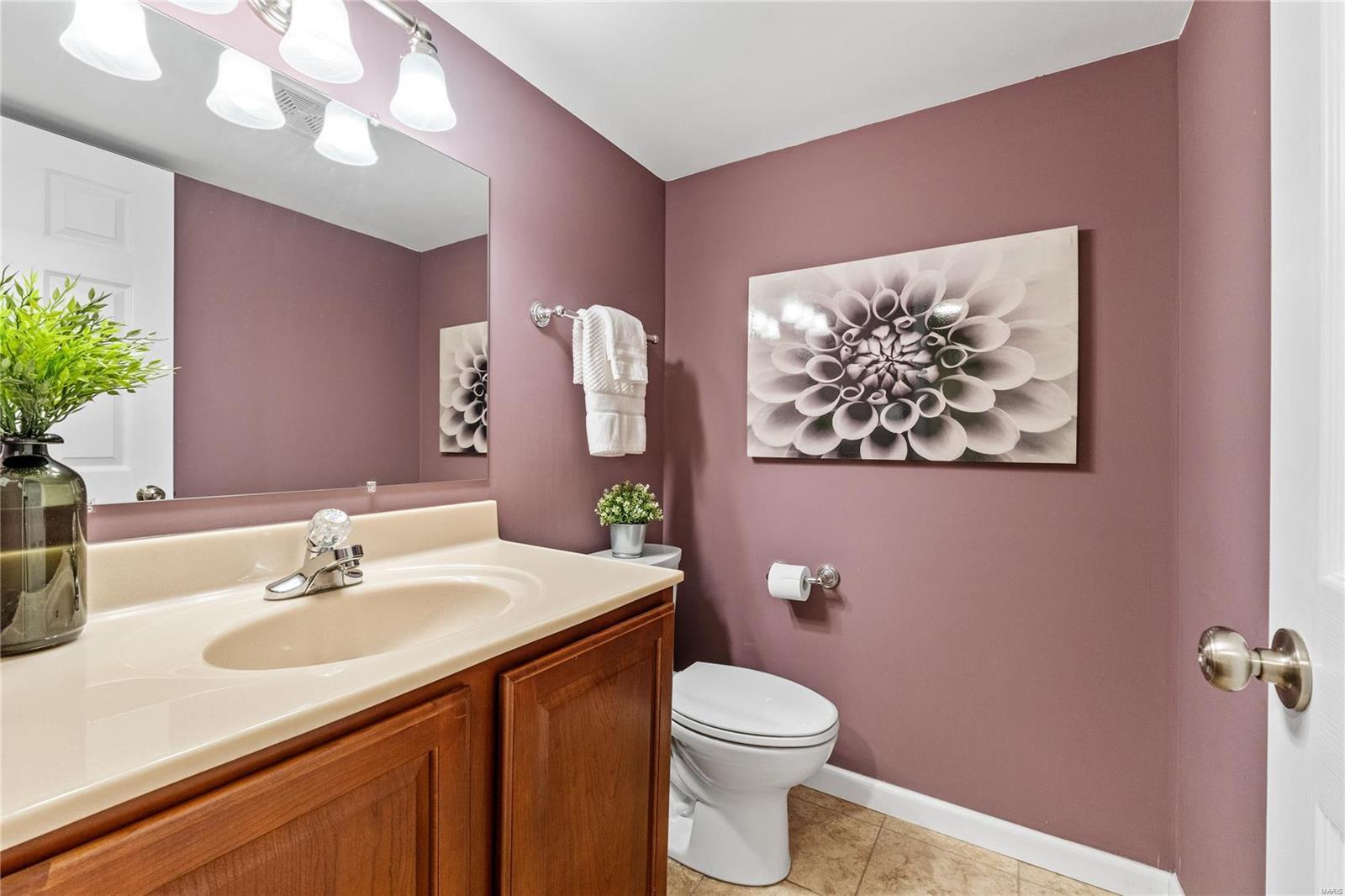 Wildwood, Missouri 63021, United States, 4 Bedrooms Bedrooms, ,3 BathroomsBathrooms,Residential,Pending,19596