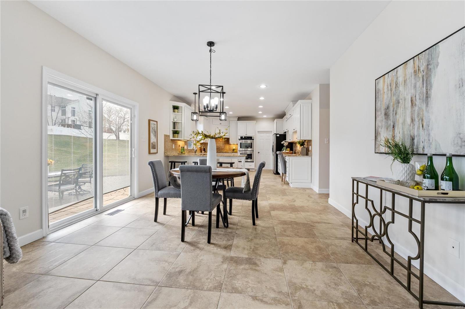 Wildwood, Missouri 63021, United States, 4 Bedrooms Bedrooms, ,3 BathroomsBathrooms,Residential,Pending,19596