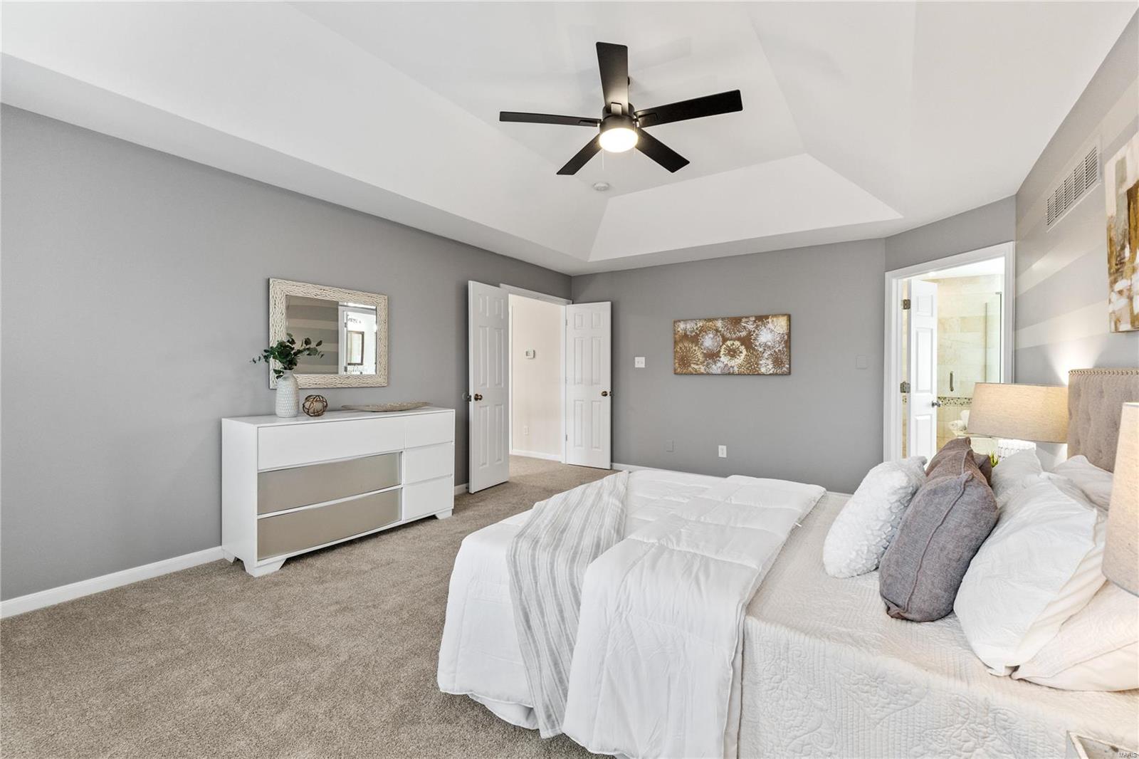 Wildwood, Missouri 63021, United States, 4 Bedrooms Bedrooms, ,3 BathroomsBathrooms,Residential,Pending,19596