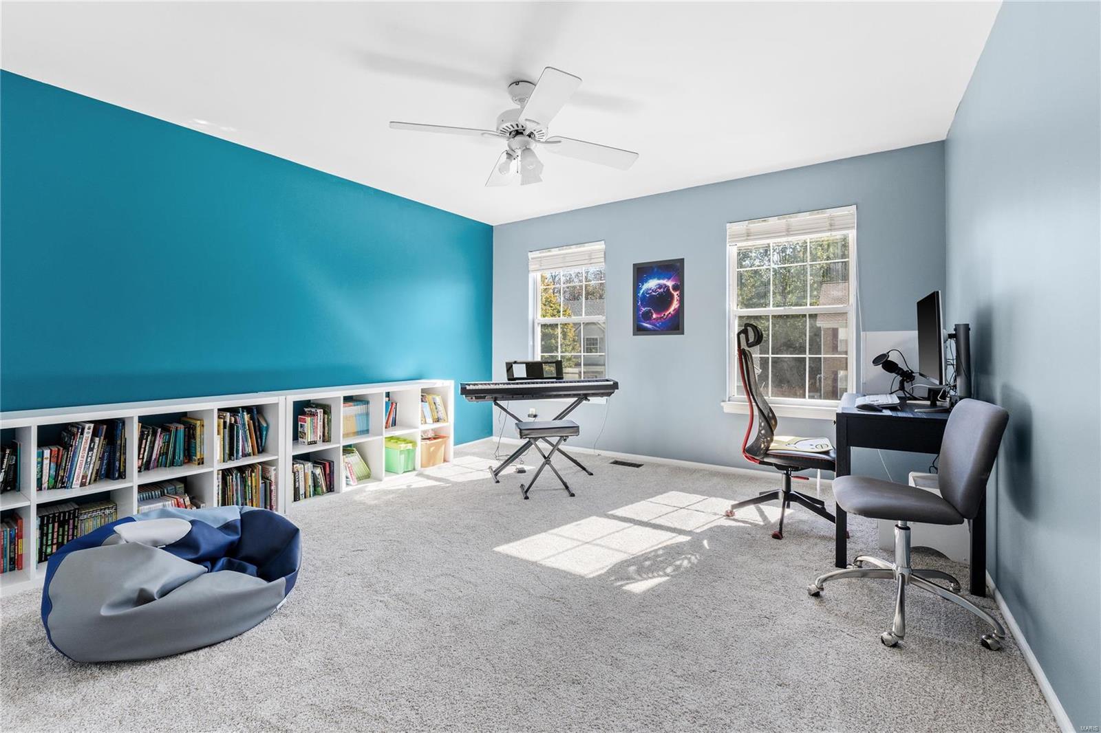 Chesterfield, Missouri 63005, United States, 4 Bedrooms Bedrooms, ,3 BathroomsBathrooms,Residential,Pending,37592