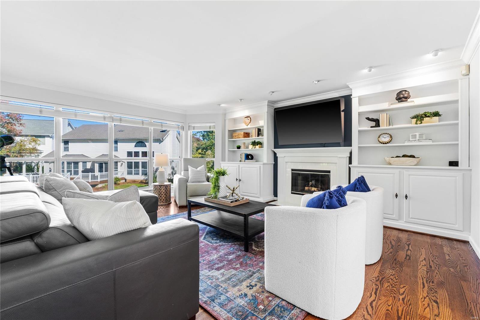 Chesterfield, Missouri 63005, United States, 4 Bedrooms Bedrooms, ,3 BathroomsBathrooms,Residential,Pending,37592