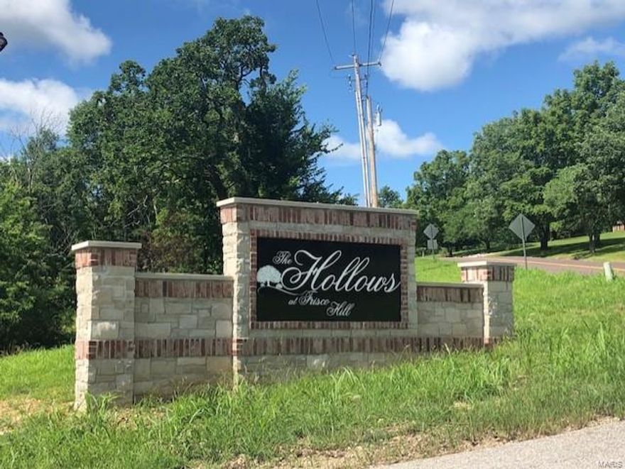 Build your dream home at the exclusive The Hollows at Frisco Hills Subdivision. Build your custom home on your own timeline, with your own plans and your own builder. 1.47+/- acre lot. Public water and sewer. Asphalt roads, street lights and wooded. Seckman Schools. Additional Rooms: In Platted Subdv.