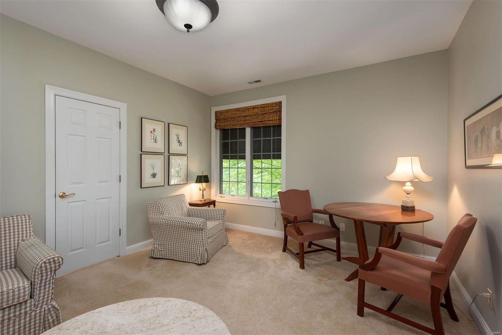 Central Row Twnhms - Residential