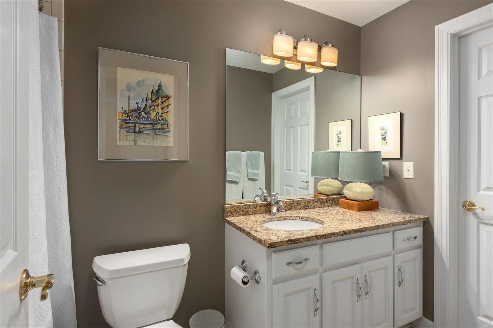 Central Row Twnhms - Residential