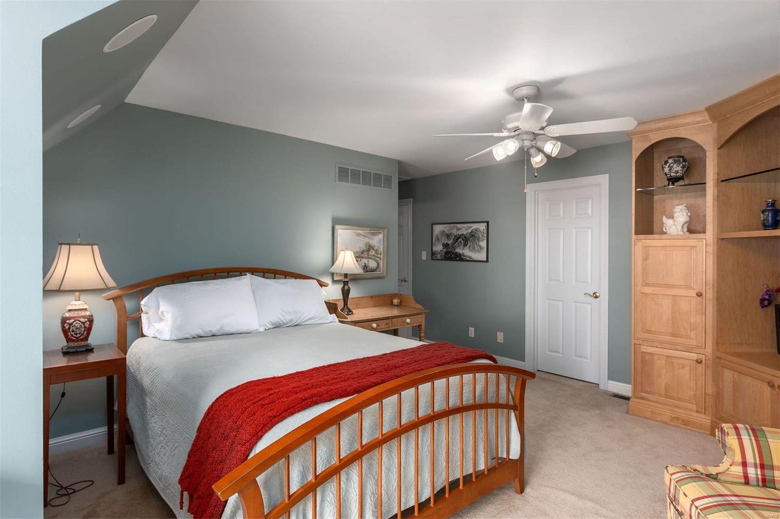 Central Row Twnhms - Residential