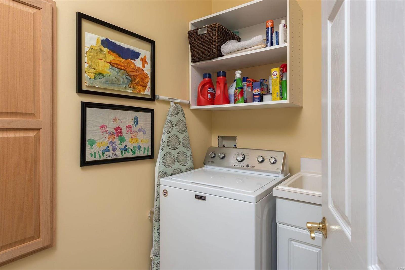 Central Row Twnhms - Residential