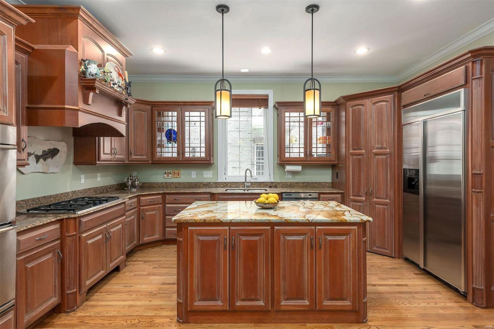 Central Row Twnhms - Residential