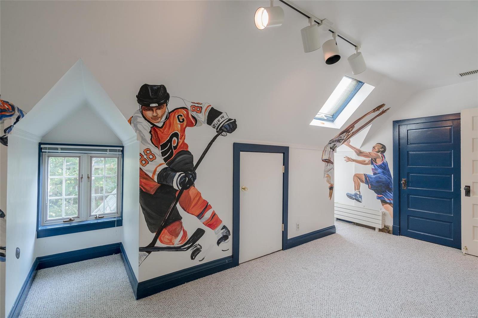 Hillcrest - Residential