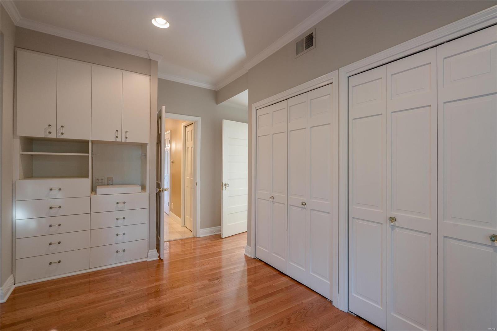 Hillcrest - Residential