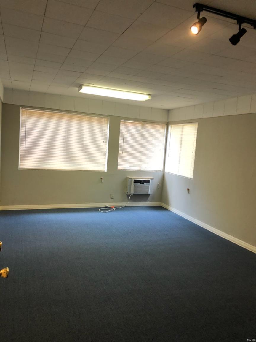 Davis Place - Commercial Lease