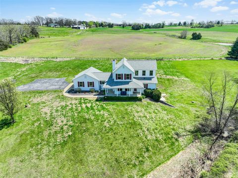 Photo of 644 Evert Drive, Union, MO 63084 (MLS # 25017211)