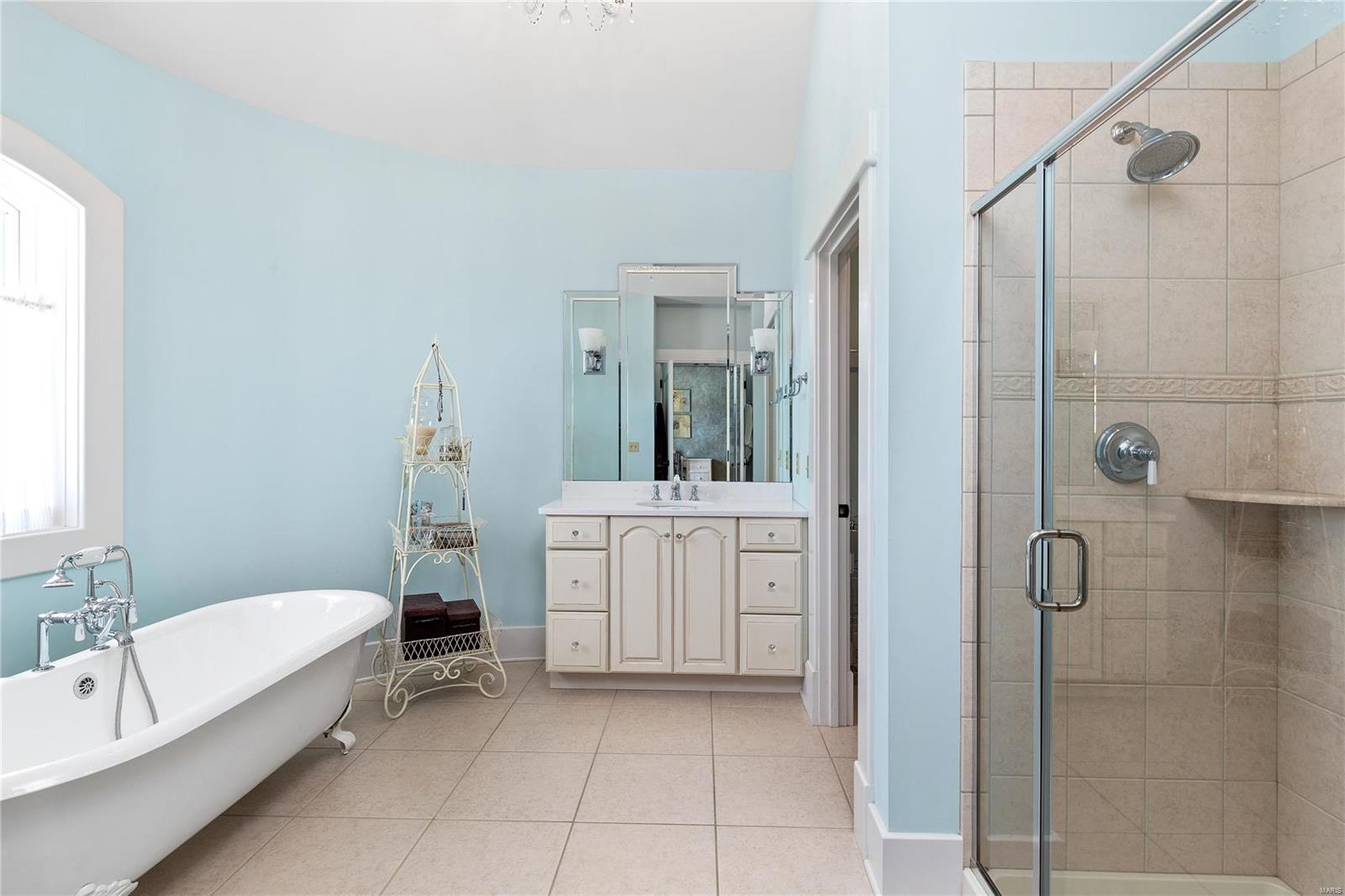 St Albans Bluffs Neighborhood - Residential