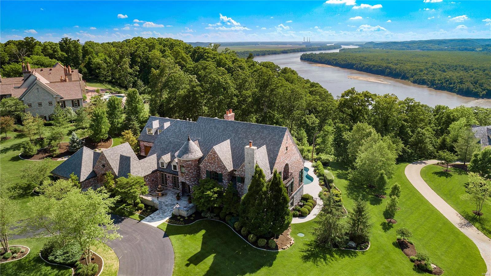 St Albans Bluffs Neighborhood - Residential