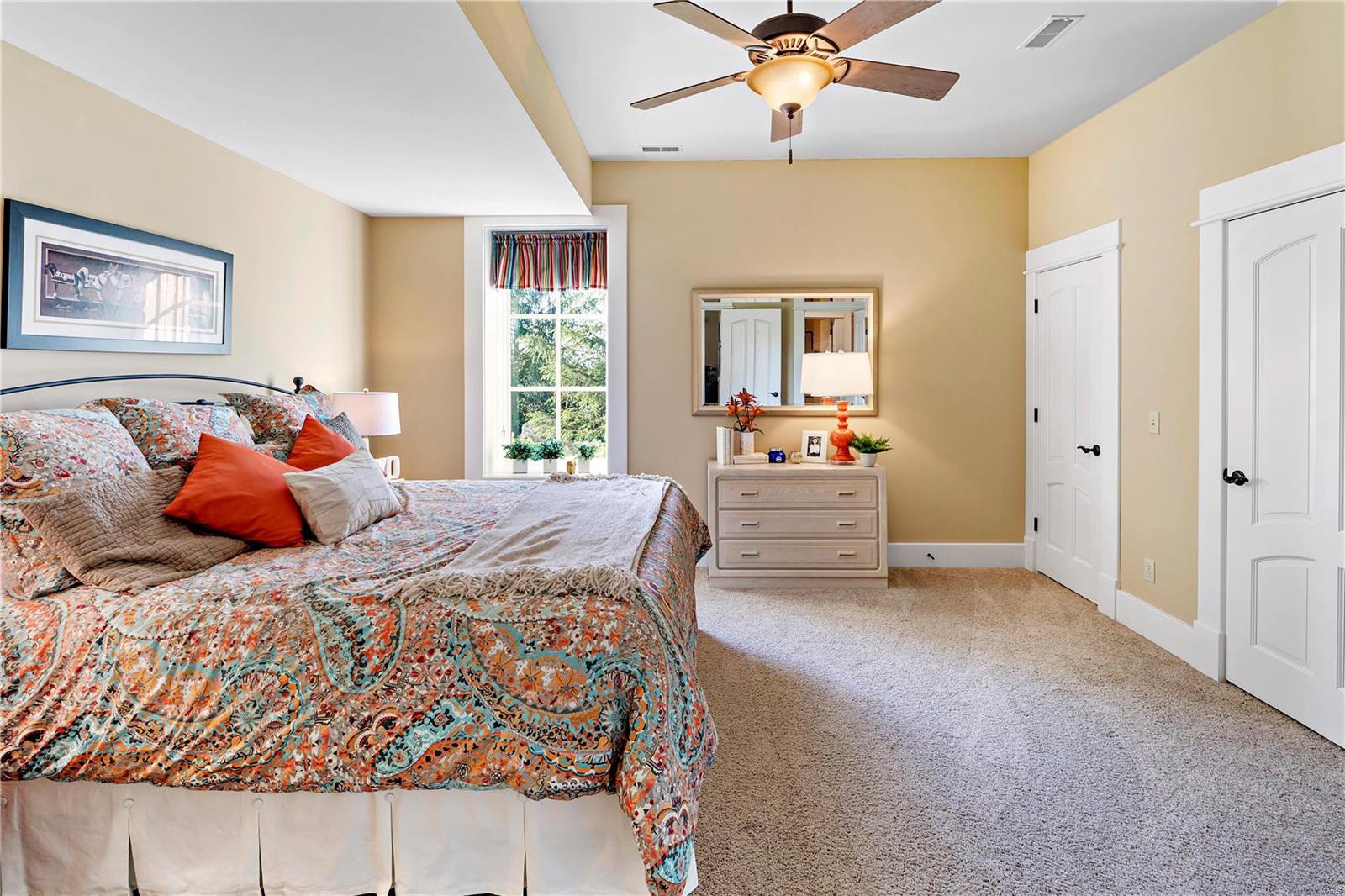 St Albans Bluffs Neighborhood - Residential