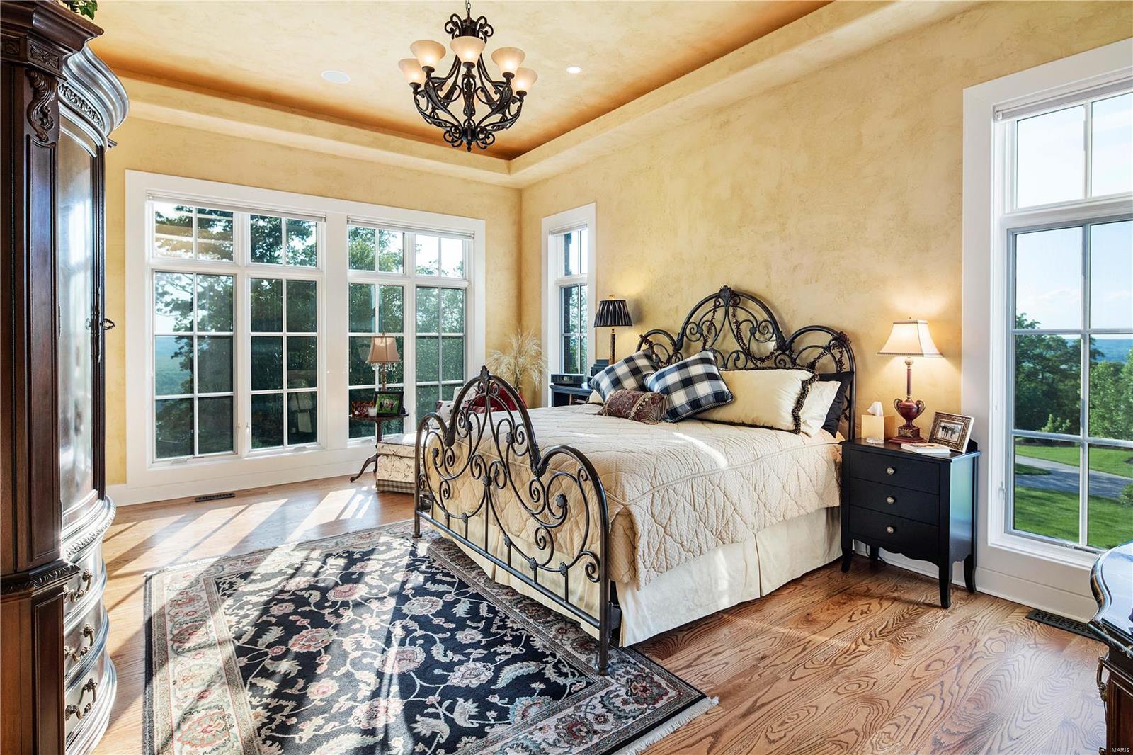 St Albans Bluffs Neighborhood - Residential