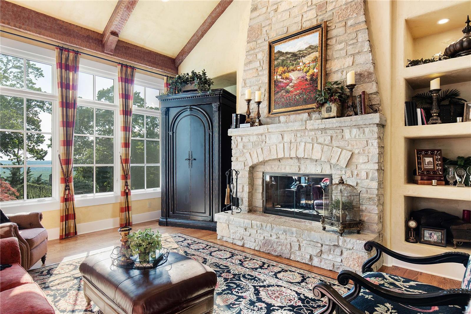 St Albans Bluffs Neighborhood - Residential