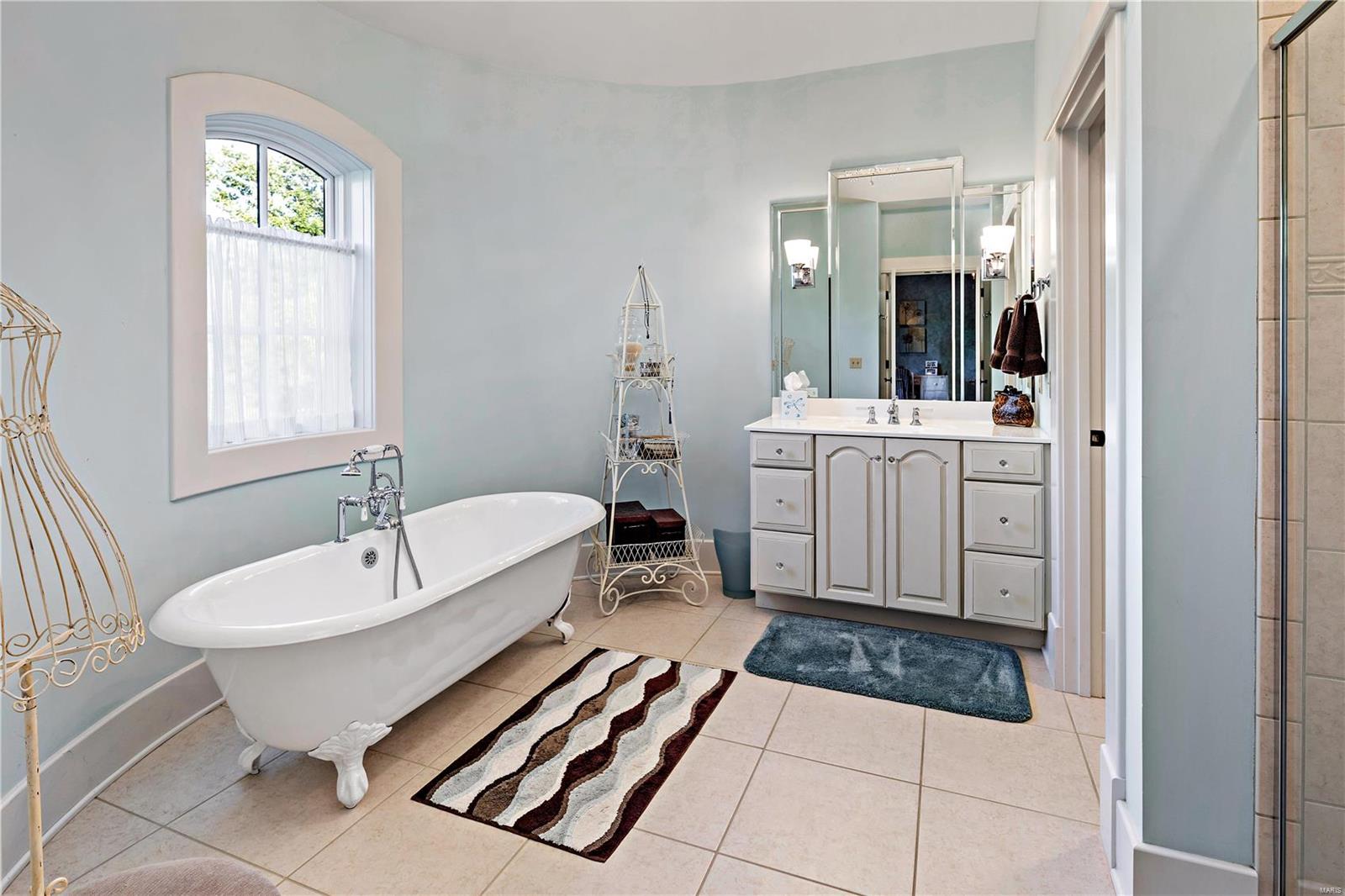 St Albans Bluffs Neighborhood - Residential