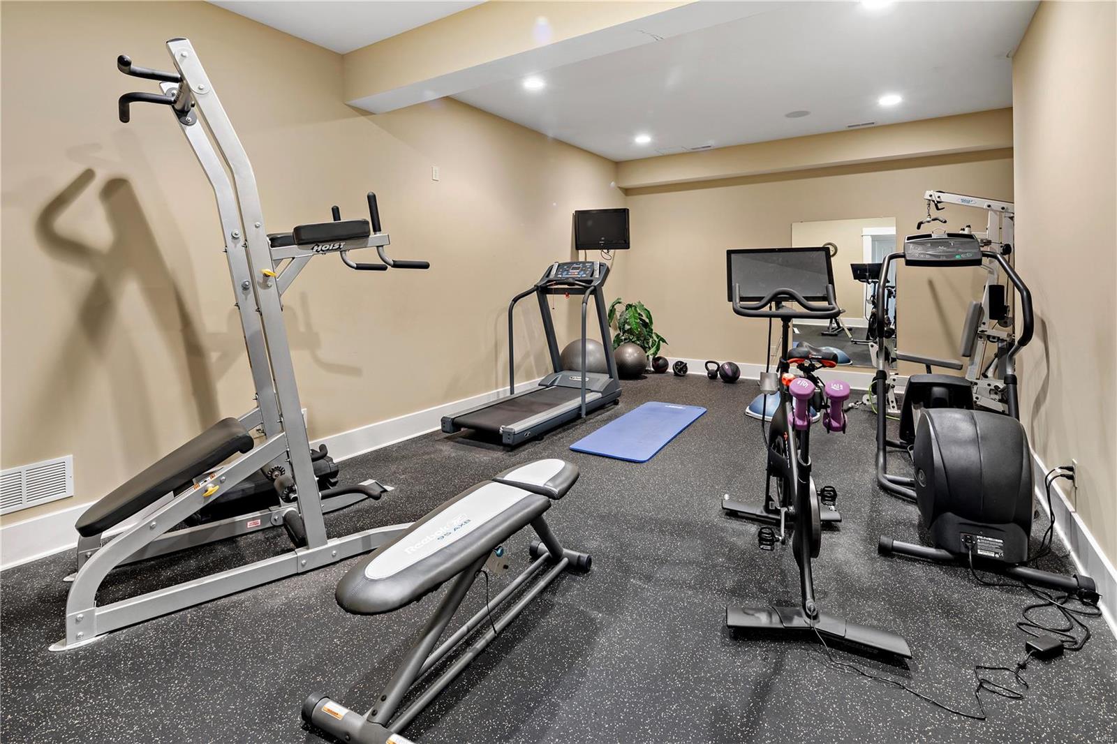 St Albans Bluffs Neighborhood - Residential