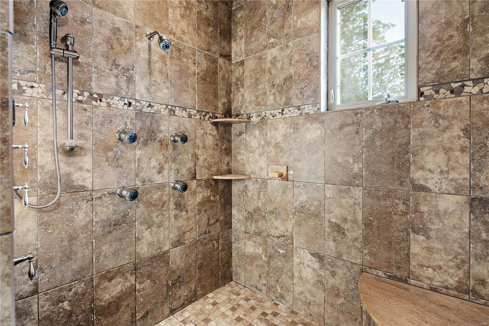 St Albans Bluffs Neighborhood - Residential