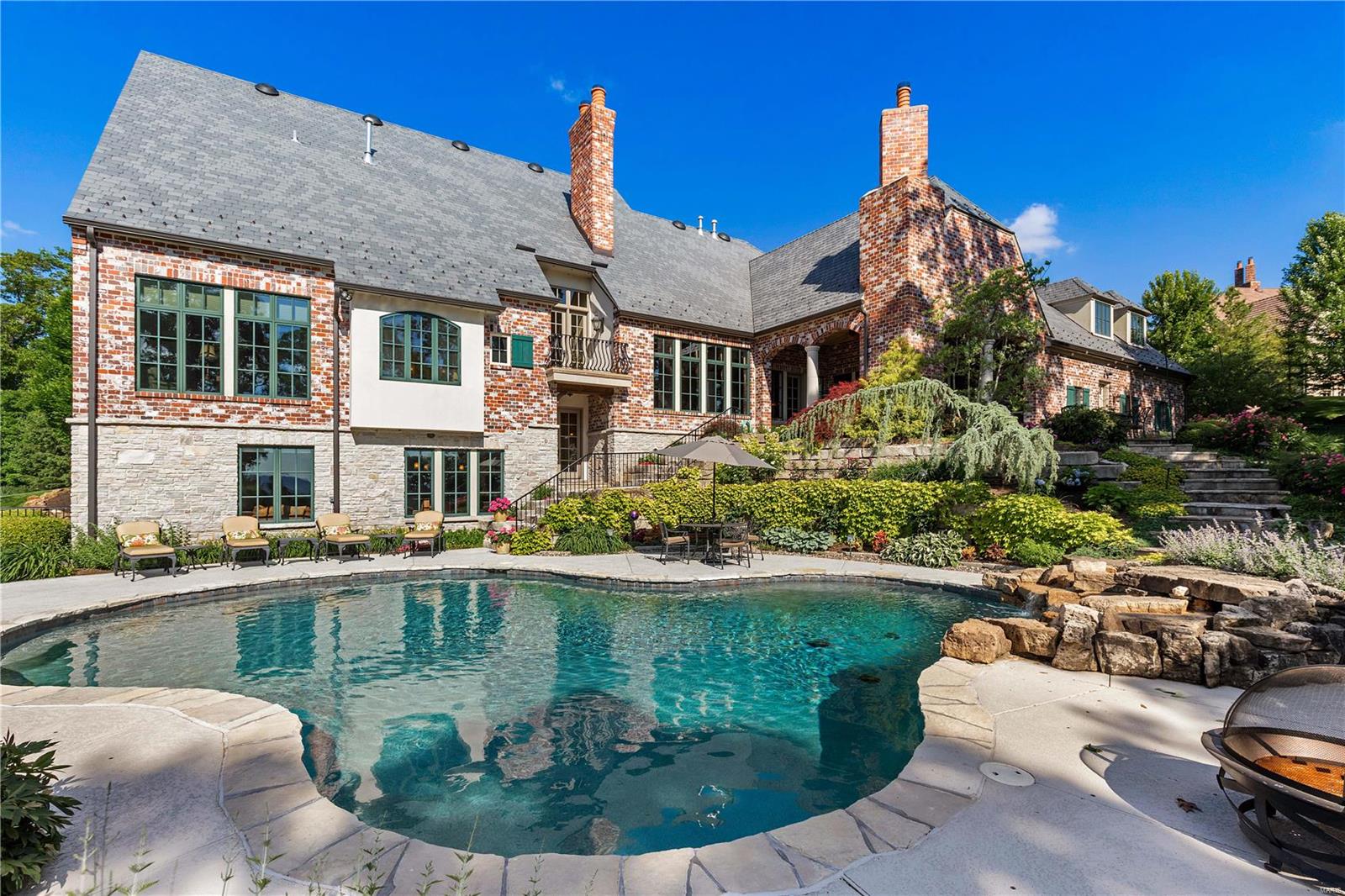 St Albans Bluffs Neighborhood - Residential