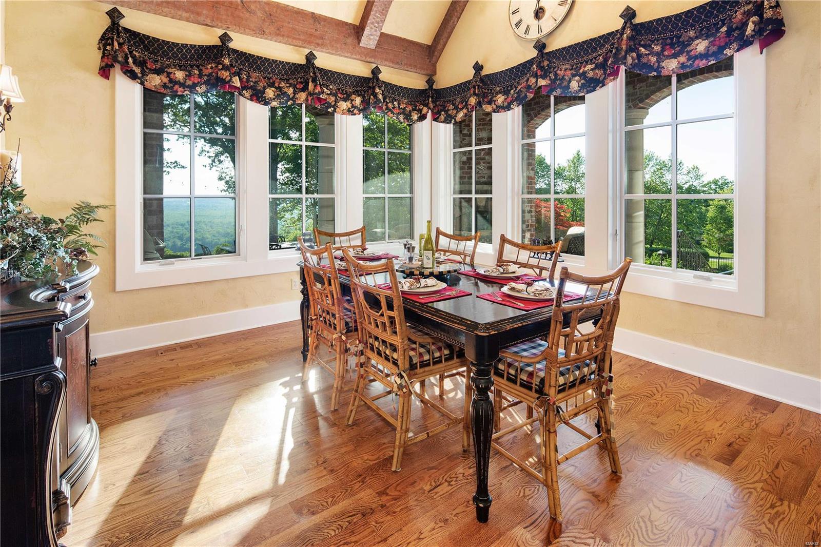 St Albans Bluffs Neighborhood - Residential