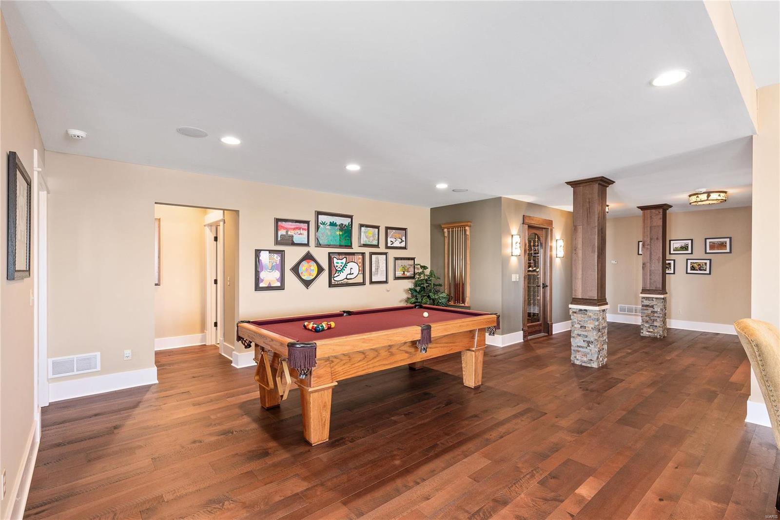 St Albans Bluffs Neighborhood - Residential