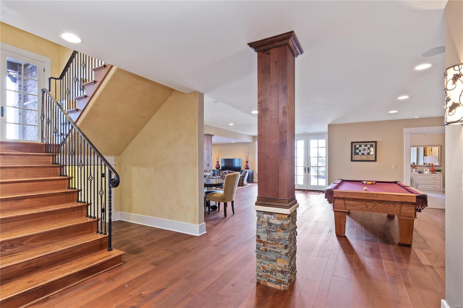 St Albans Bluffs Neighborhood - Residential