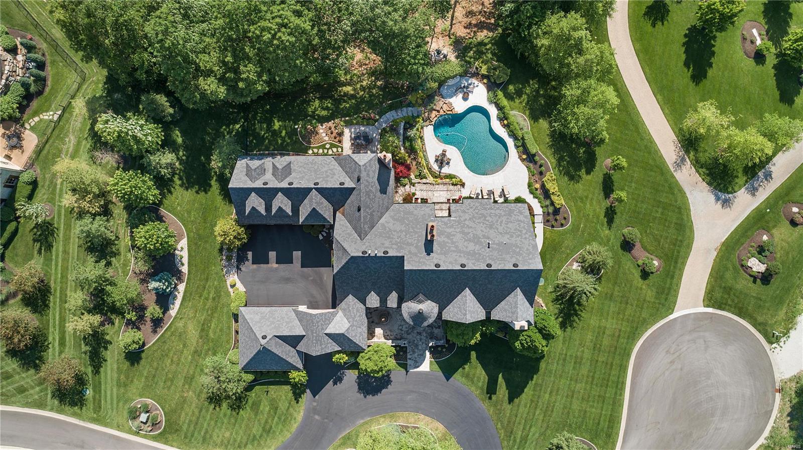 St Albans Bluffs Neighborhood - Residential