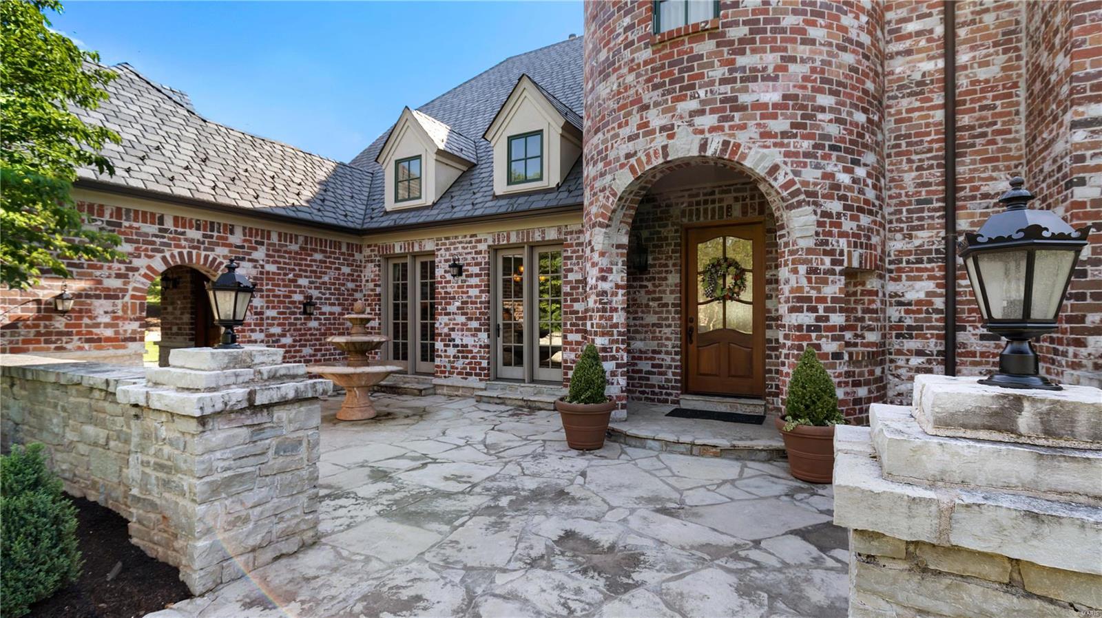 St Albans Bluffs Neighborhood - Residential