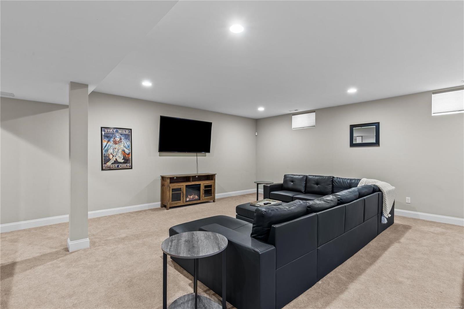 High School Terrace - Residential