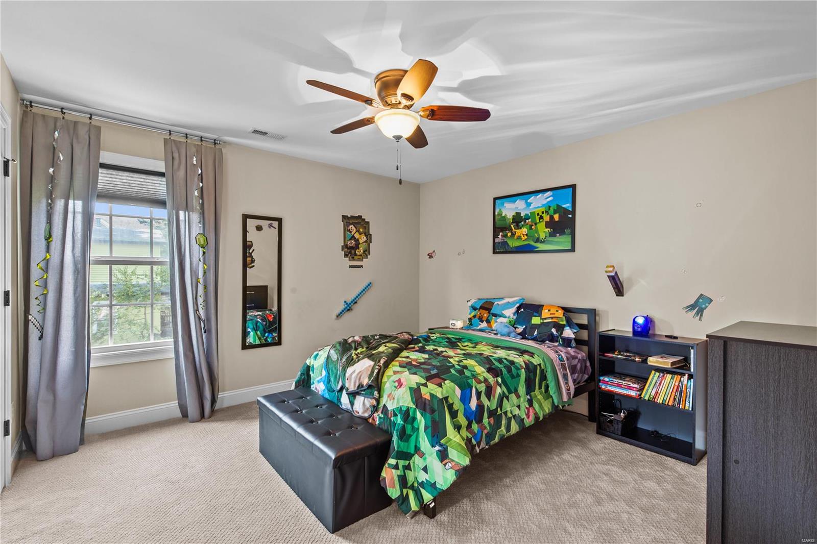 High School Terrace - Residential