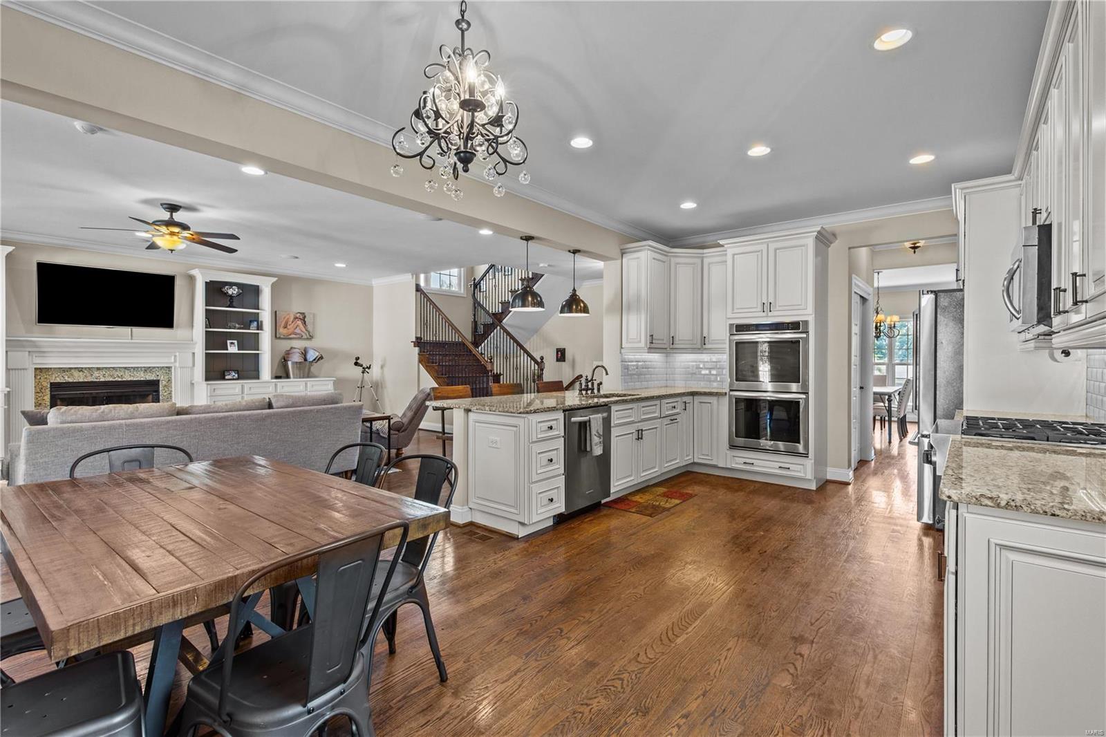 High School Terrace - Residential