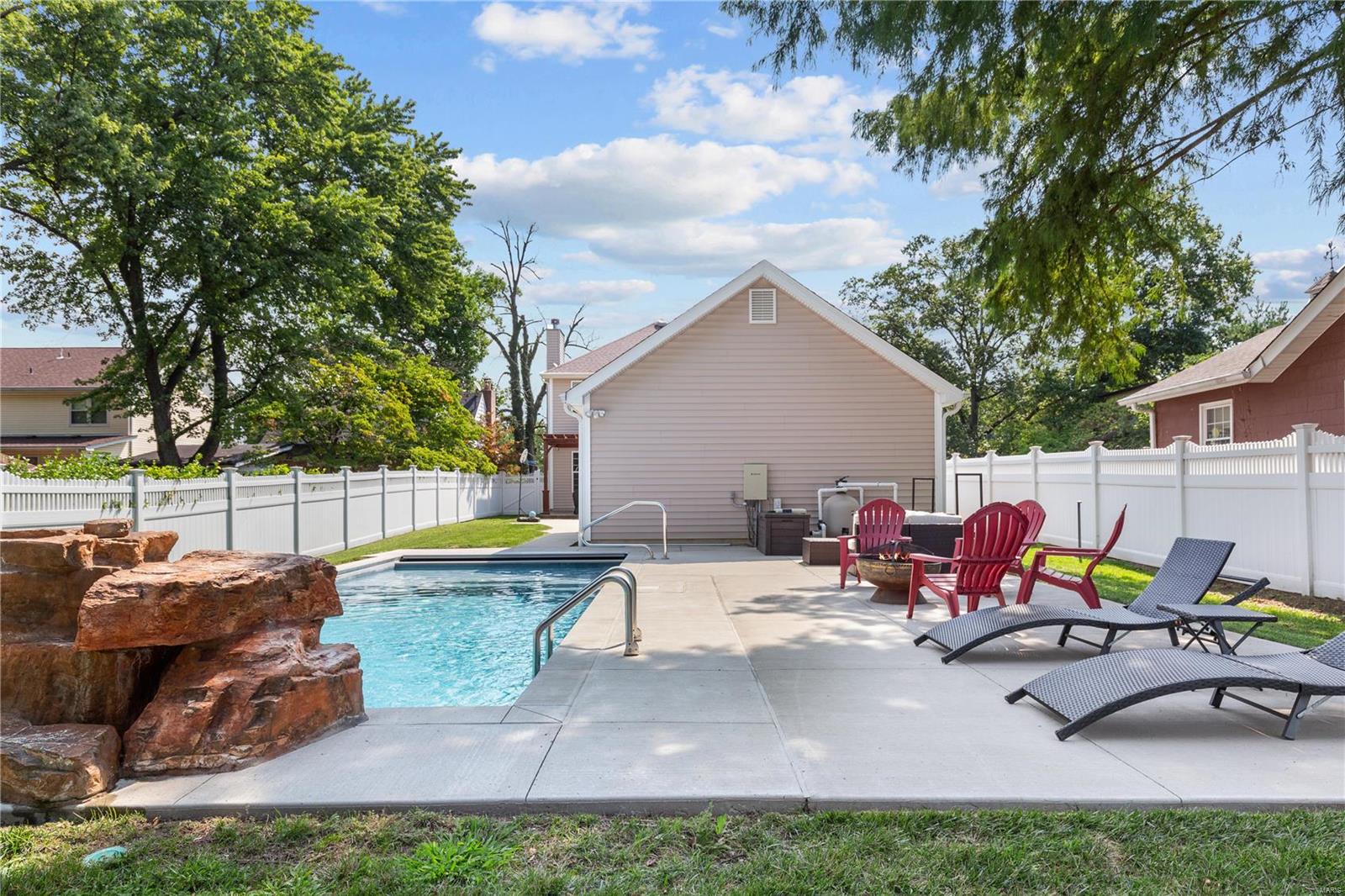 High School Terrace - Residential