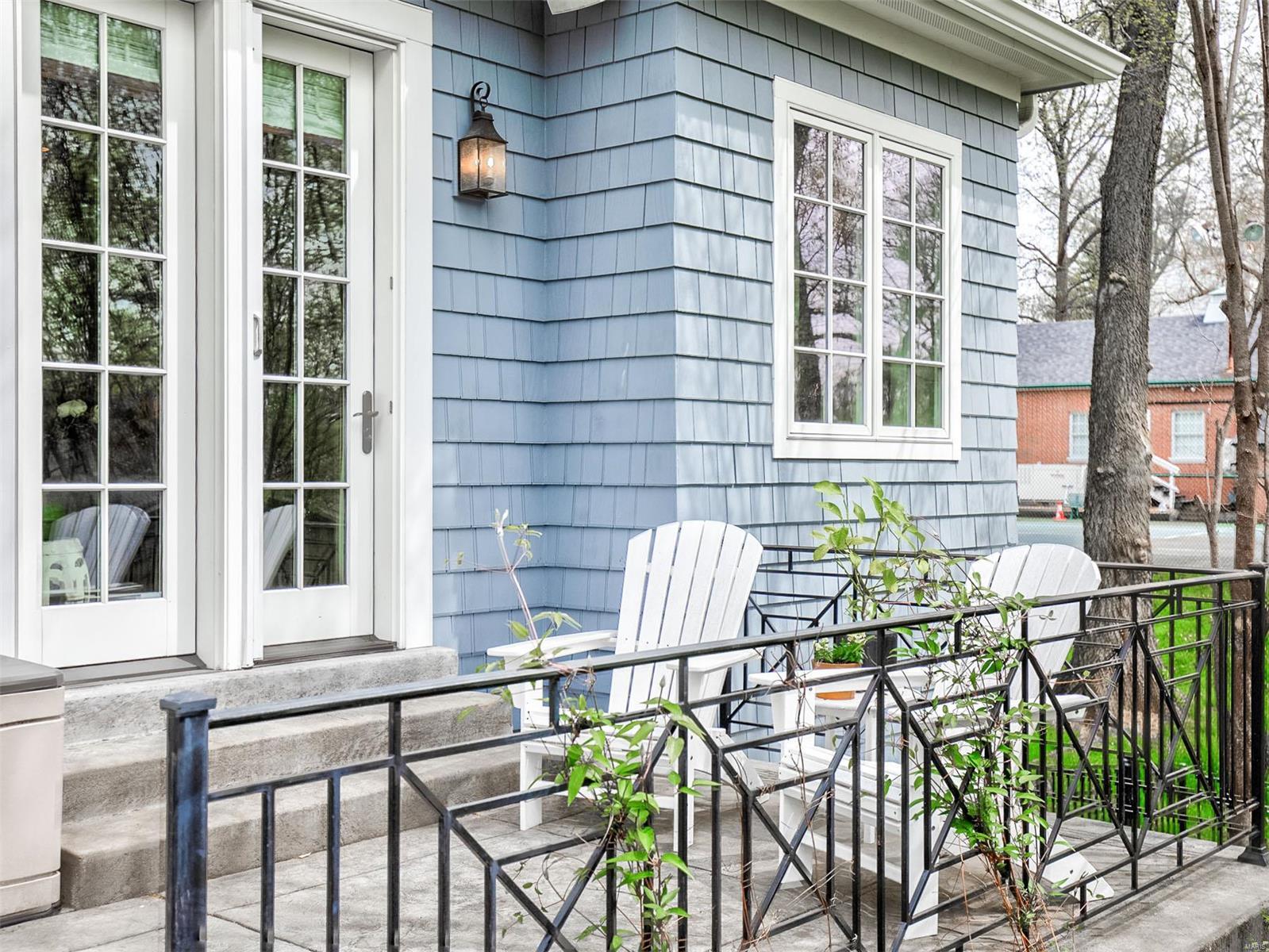 Mcdonald Tr Pt 2 Lts 31 & 32 & Sarpy - Residential