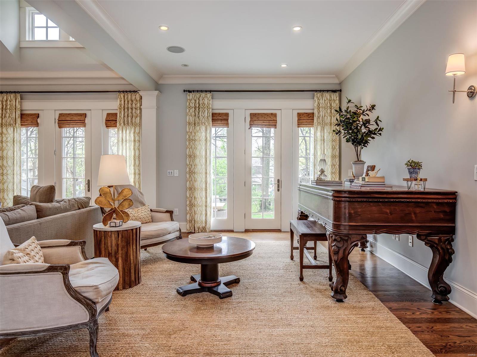 Mcdonald Tr Pt 2 Lts 31 & 32 & Sarpy - Residential