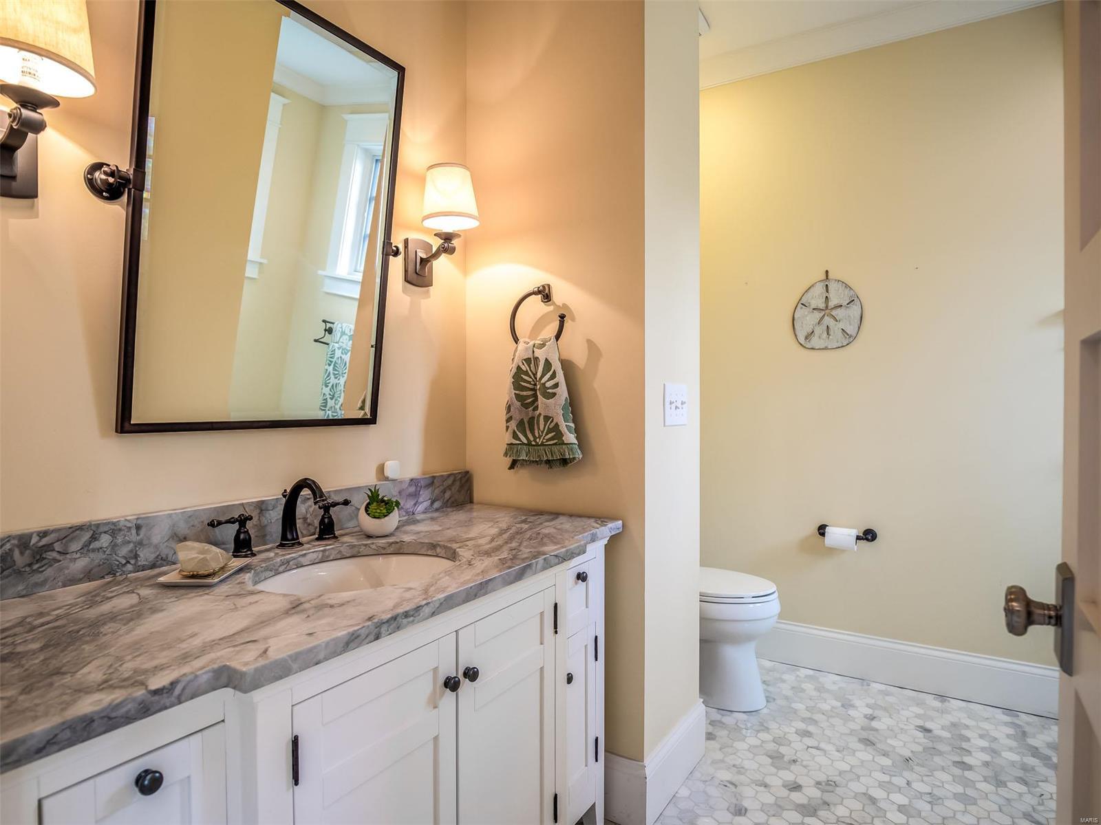 Mcdonald Tr Pt 2 Lts 31 & 32 & Sarpy - Residential