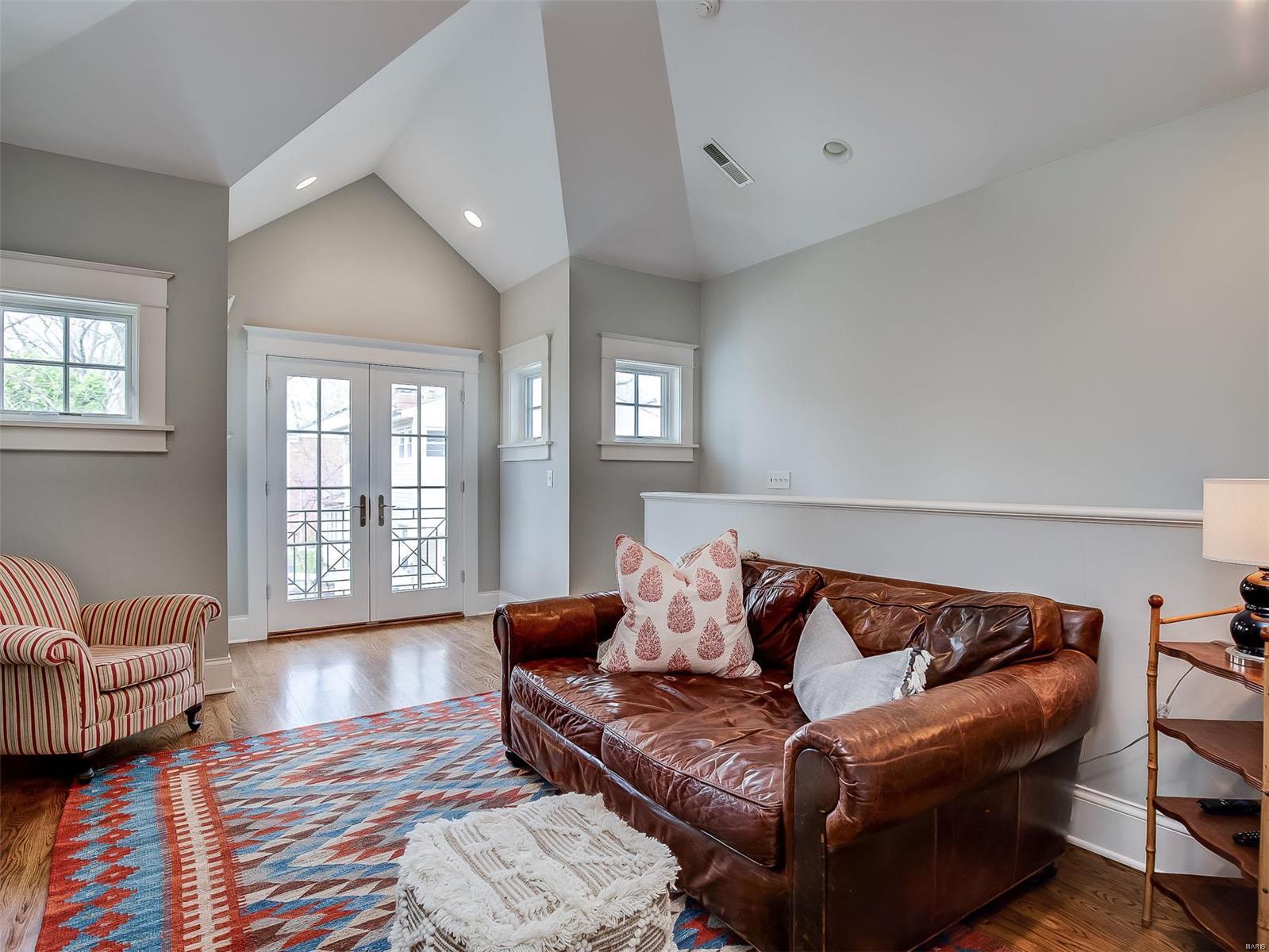 Mcdonald Tr Pt 2 Lts 31 & 32 & Sarpy - Residential