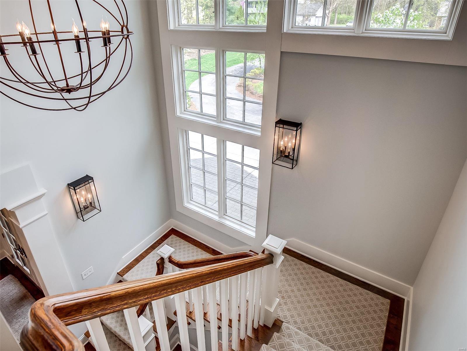 Mcdonald Tr Pt 2 Lts 31 & 32 & Sarpy - Residential