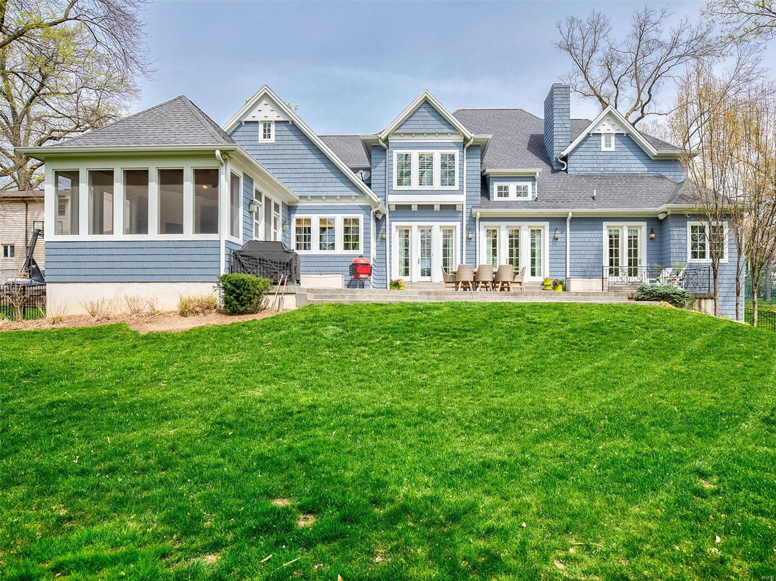 Mcdonald Tr Pt 2 Lts 31 & 32 & Sarpy - Residential