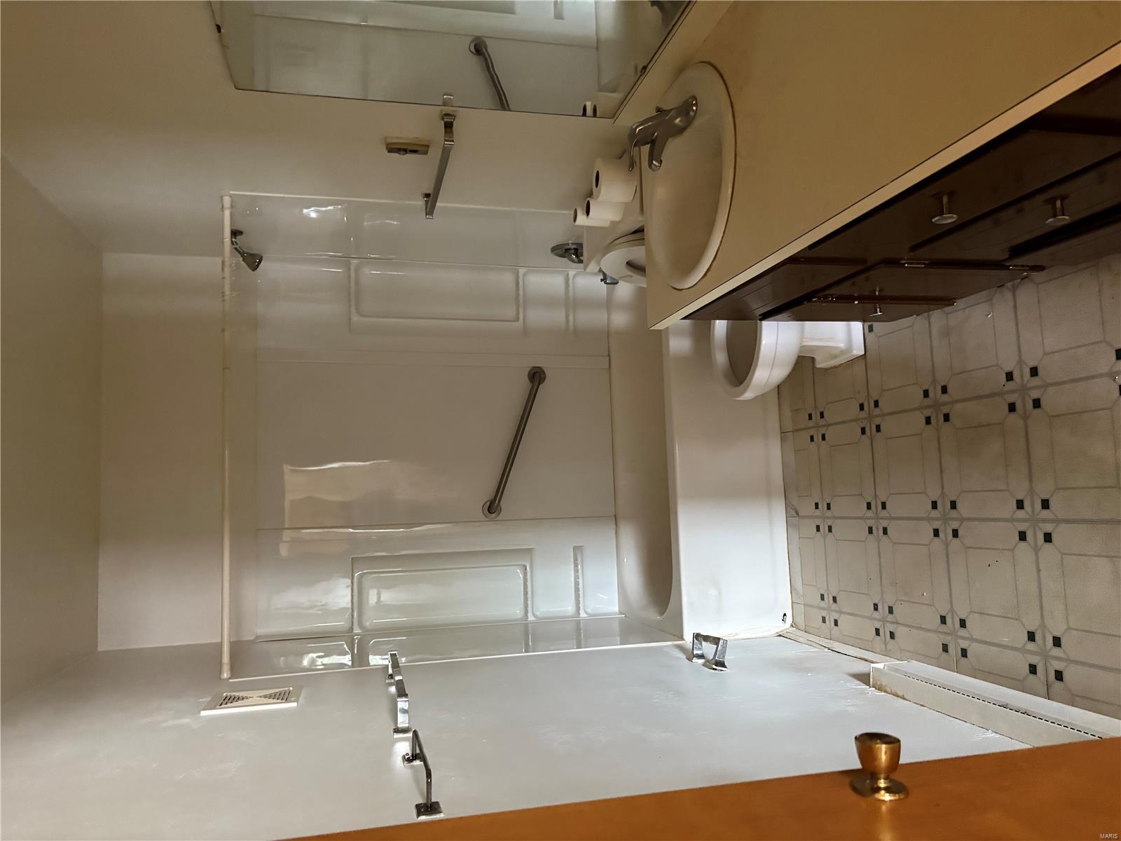 Hazelcrest Condo - Residential
