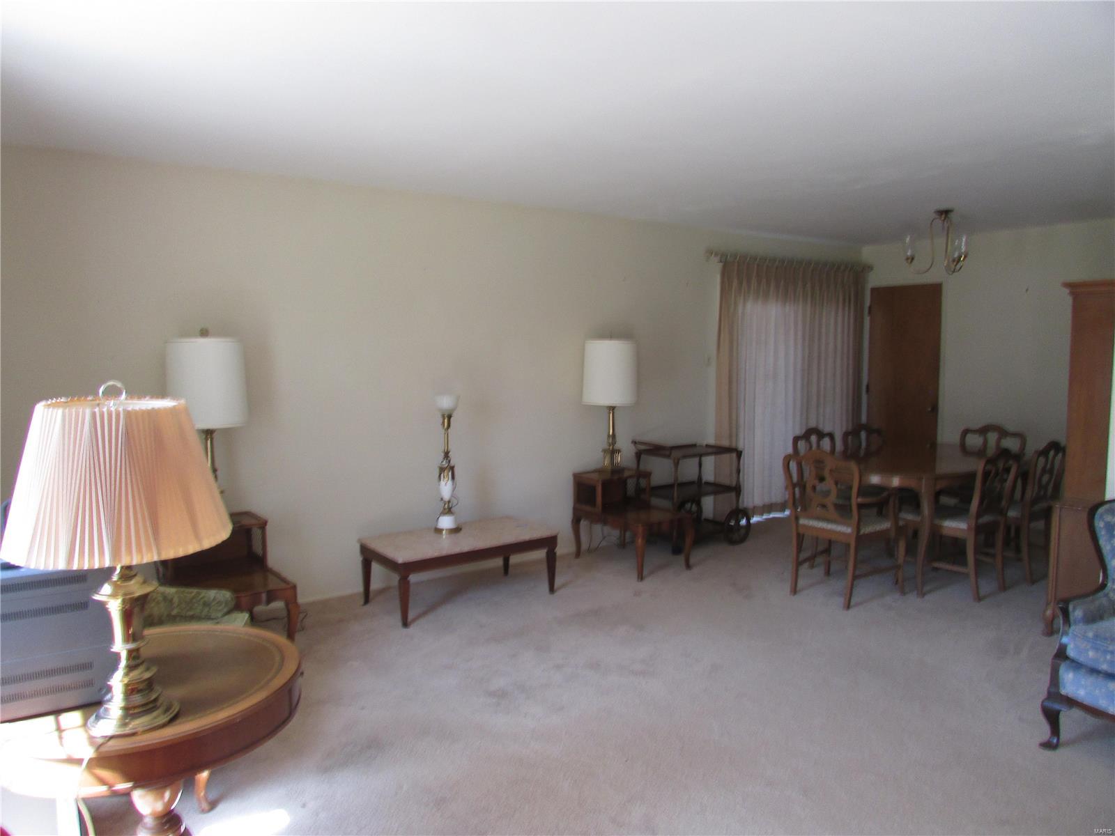 Foxrun 1 - Residential