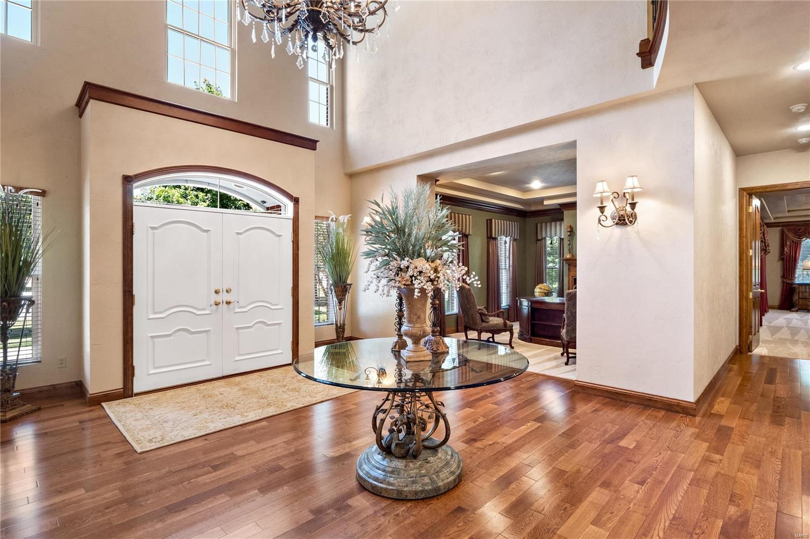 180 Regal Court
