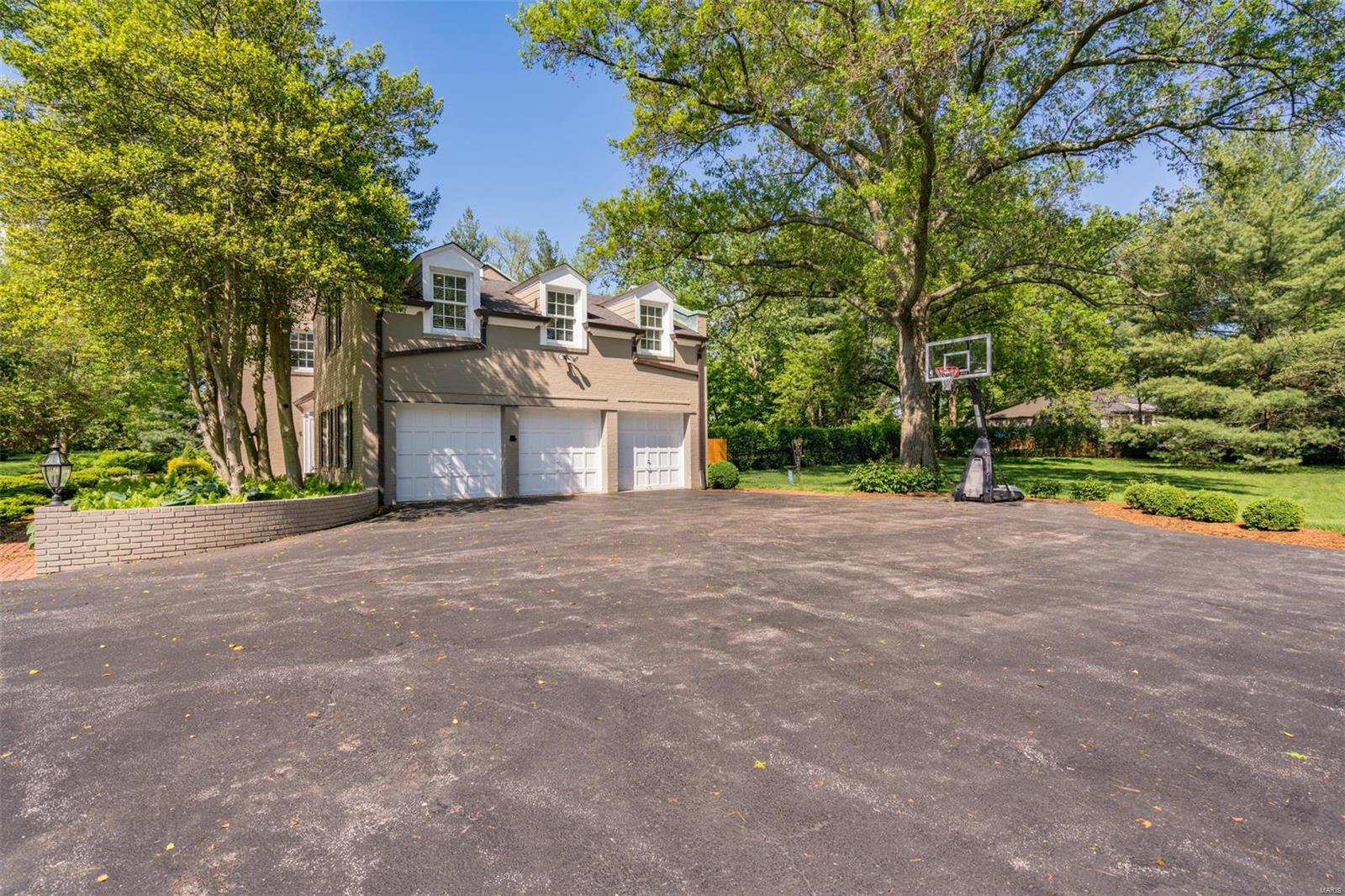 Ladue Acres - Residential